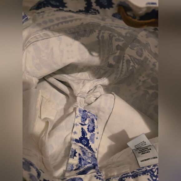 Rebecca Minkoff Crossby Boyfriend Shorts in White and Blue - Picture 4 of 13